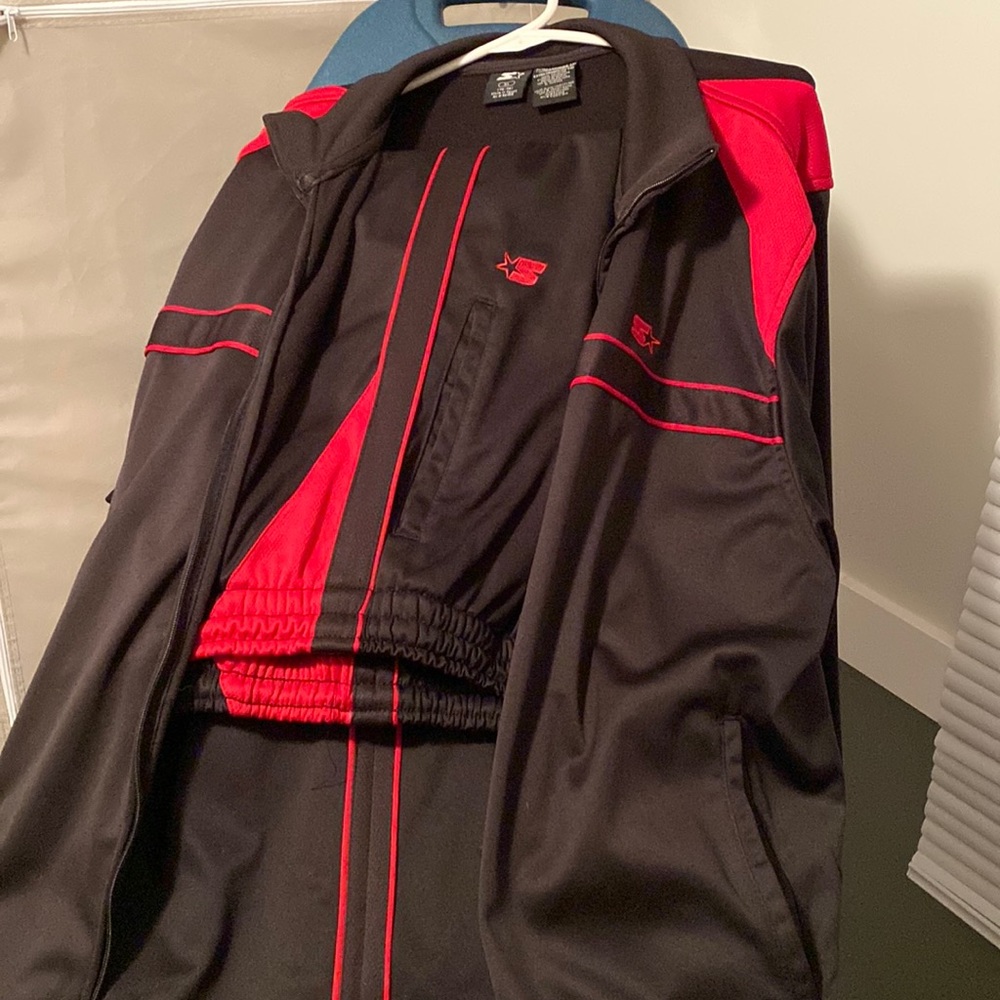 Starter Jogging Suit - Size XL